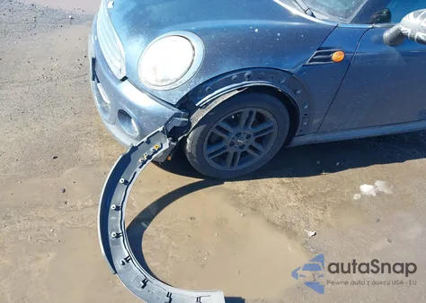 2011 Mini Cooper from USA, damaged, VIN WMWZN3C5XBT133607